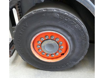 Chariot élévateur à gaz Linde H 35 T EVO 393-02: photos 5