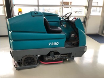 Balayeuse de voirie TENNANT 7300 schrobmachine: photos 1