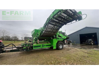 Arracheuse de pommes de terre AVR