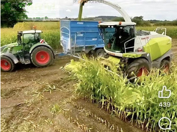 Ensileuse CLAAS Jaguar 870