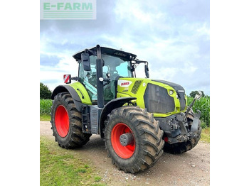 Tracteur agricole CLAAS Axion 830