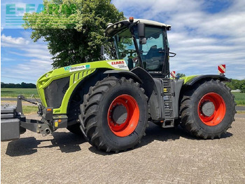 Tracteur agricole CLAAS Xerion 4000