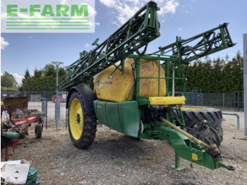 Pulvérisateur traîné JOHN DEERE