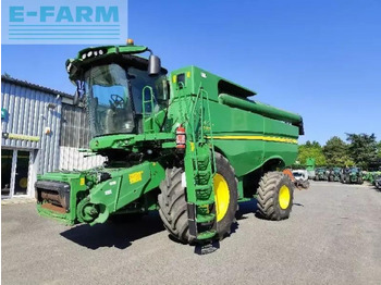 Moissonneuse-batteuse JOHN DEERE S770
