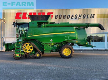 Moissonneuse-batteuse JOHN DEERE T670