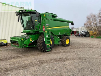Moissonneuse-batteuse JOHN DEERE T660