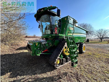 Moissonneuse-batteuse JOHN DEERE T670