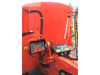 Matériel d'élevage Kuhn euromix 870: photos 5