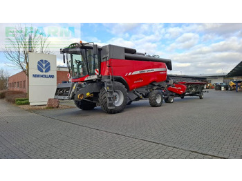 Moissonneuse-batteuse MASSEY FERGUSON
