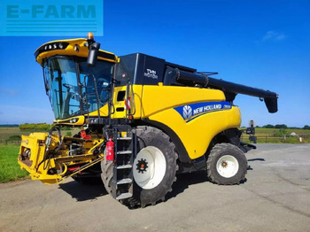 Moissonneuse-batteuse NEW HOLLAND CR series