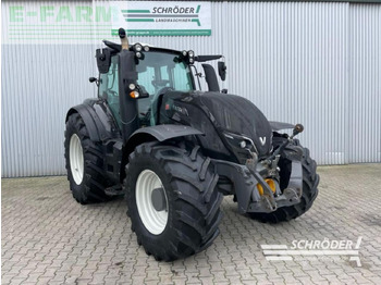 Tracteur agricole VALTRA T214