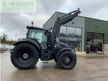 Tracteur agricole VALTRA T174