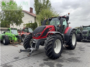Tracteur agricole VALTRA T234