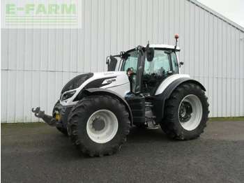 Tracteur agricole VALTRA T214