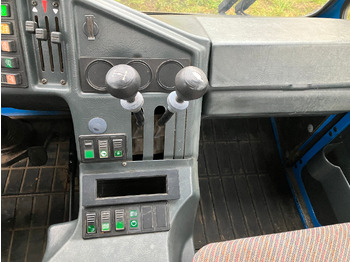 Véhicule de voirie/ Spécial, Camion benne Multicar M26: photos 2