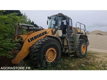 Chargeuse LIEBHERR L 586