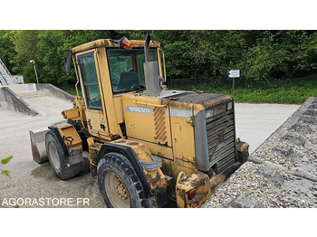 Chargeuse CHARGEUR SUR PNEUS VOLVO L50D - 2003 / 4066 HEURES: photos 3
