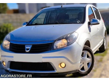 Voiture DACIA