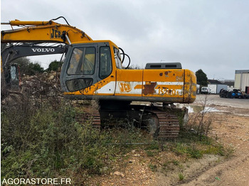 Pelle JCB JS200