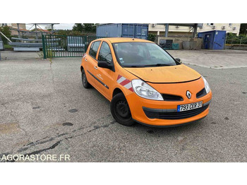 Voiture RENAULT