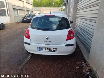 Voiture RENAULT