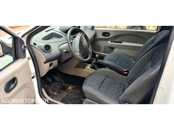 Voiture Renault Twingo 1.2l 16v: photos 5 Voiture Renault Twingo 1.2l 16v: photos 5