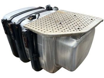Réservoir de carburant pour Camion Scania 540L with brackets: photos 5 Réservoir de carburant pour Camion Scania 540L with brackets: photos 5