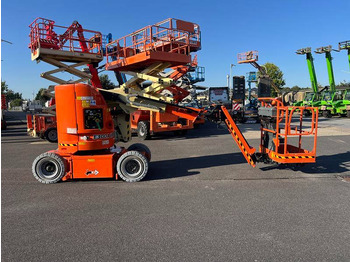 Nacelle articulée JLG