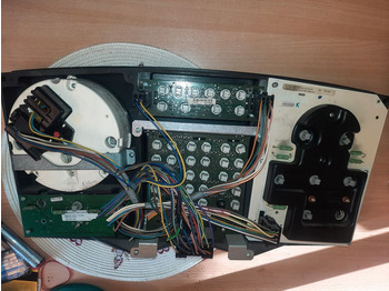 Crédit-bail MAN DAF/ NEOPLAN. Mersedes. Iveko MAN DAF/ NEOPLAN. Mersedes. Iveko: photos 5