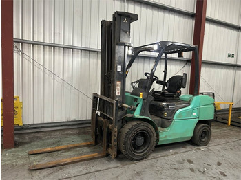 Crédit-bail Mitsubishi FD35NT  Mitsubishi FD35NT: photos 2