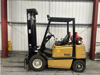 Chariot élévateur à gaz YALE