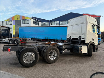 Châssis cabine Scania R500 NGS 6X2 - ONLY 205.204 KM + STEERING & LIFTING AXLE: photos 4 Châssis cabine Scania R500 NGS 6X2 - ONLY 205.204 KM + STEERING & LIFTING AXLE: photos 4