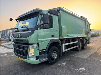 Benne à ordures ménagères DENNIS