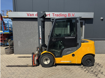 Chariot élévateur diesel JUNGHEINRICH DFG
