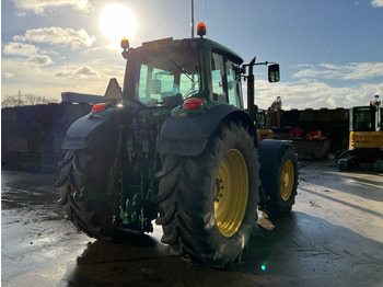 Tracteur agricole 2007 JOHN DEERE 6820 FOUR WHEEL DRIVE FARM TRACTOR: photos 4 Tracteur agricole 2007 JOHN DEERE 6820 FOUR WHEEL DRIVE FARM TRACTOR: photos 4