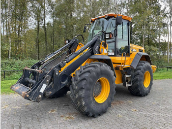 Chargeuse sur pneus JCB 436