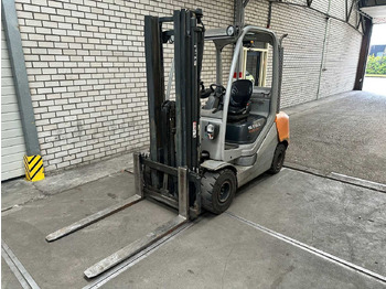 Chariot élévateur STILL RX70