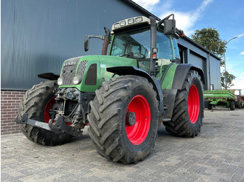 Tracteur agricole FENDT 716 Vario