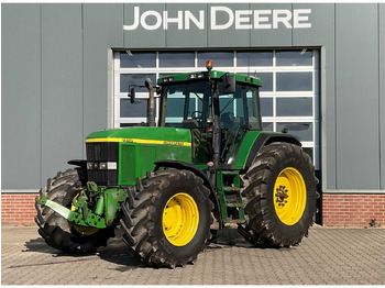 Tracteur agricole JOHN DEERE 7810