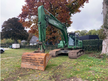 Pelle sur chenille KOMATSU PC240LC-8