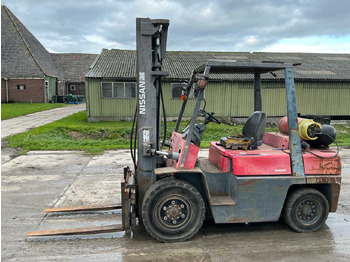 Chariot élévateur NISSAN BF03A40 FORKLIFT: photos 2