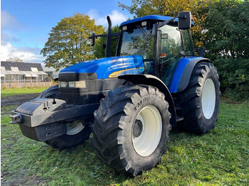 Tracteur agricole NEW HOLLAND TM