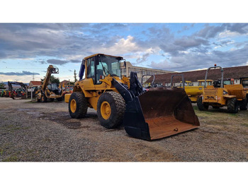 Chargeuse sur pneus VOLVO L90F