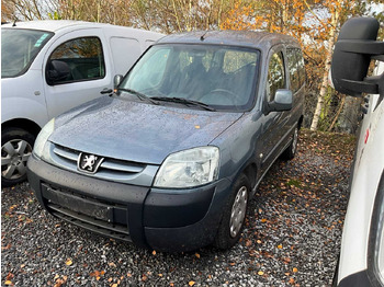 Véhicule utilitaire PEUGEOT Partner