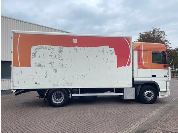 Camion fourgon DAF XF 95.380 Euro 2 Manual-Gear: photos 2 Camion fourgon DAF XF 95.380 Euro 2 Manual-Gear: photos 2