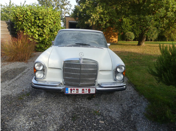 Voiture MERCEDES-BENZ