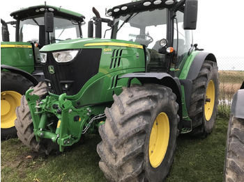 Tracteur agricole JOHN DEERE 6215R
