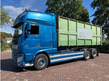 Camion porte-conteneur/ Caisse mobile DAF XF 530