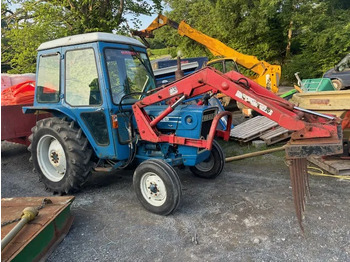 Tracteur agricole FORD