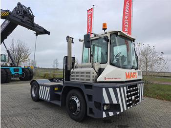 Tracteur portuaire MAFI